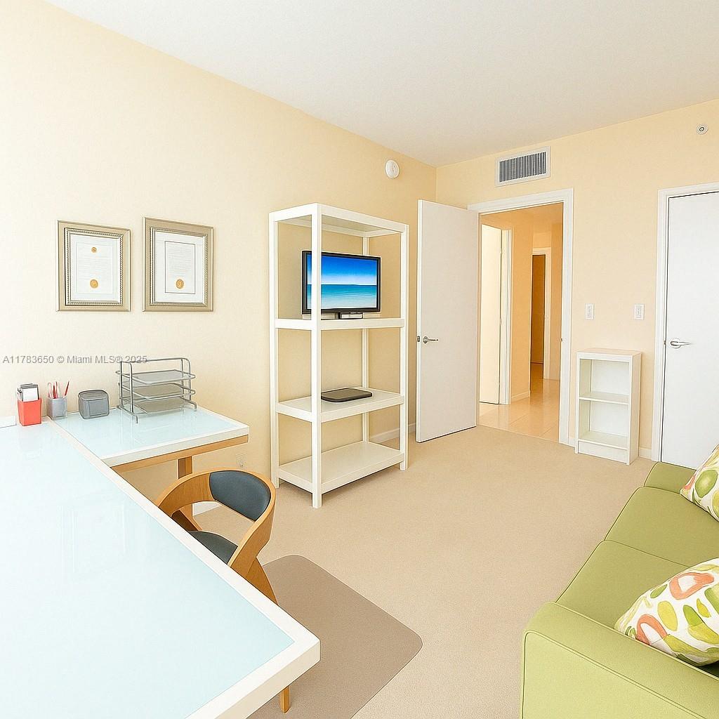 1900 N Bayshore Dr #2404, Miami, Florida image 9