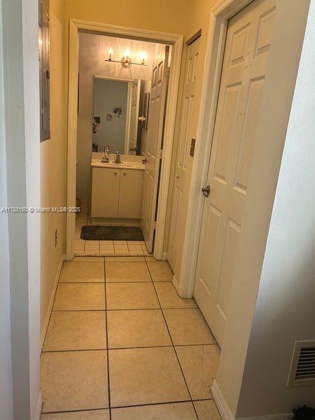 929 NE 42nd Pl, Homestead, Florida image 10