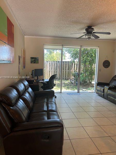 929 NE 42nd Pl, Homestead, Florida image 5