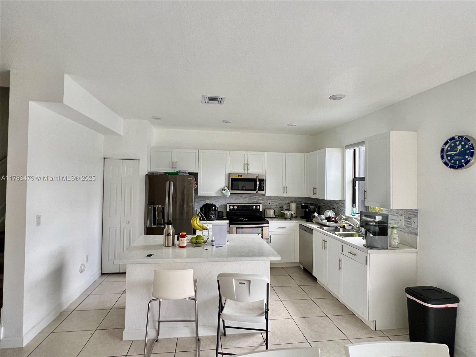 Residential, Davie, Florida image 11