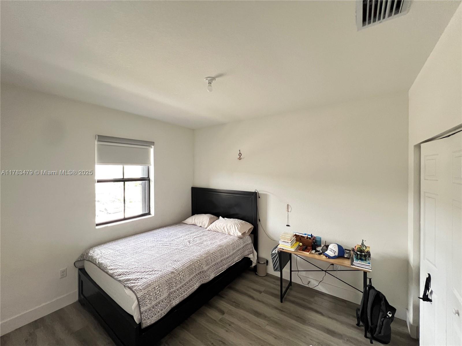 Residential, Davie, Florida image 17