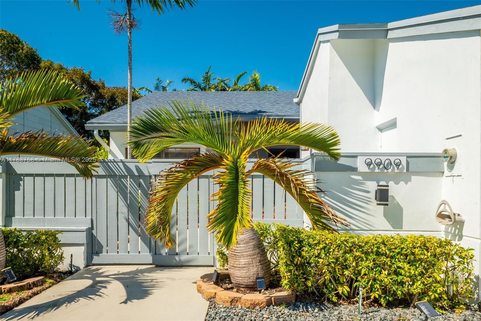 9909 NW 52nd Ln, Doral, Florida image 19