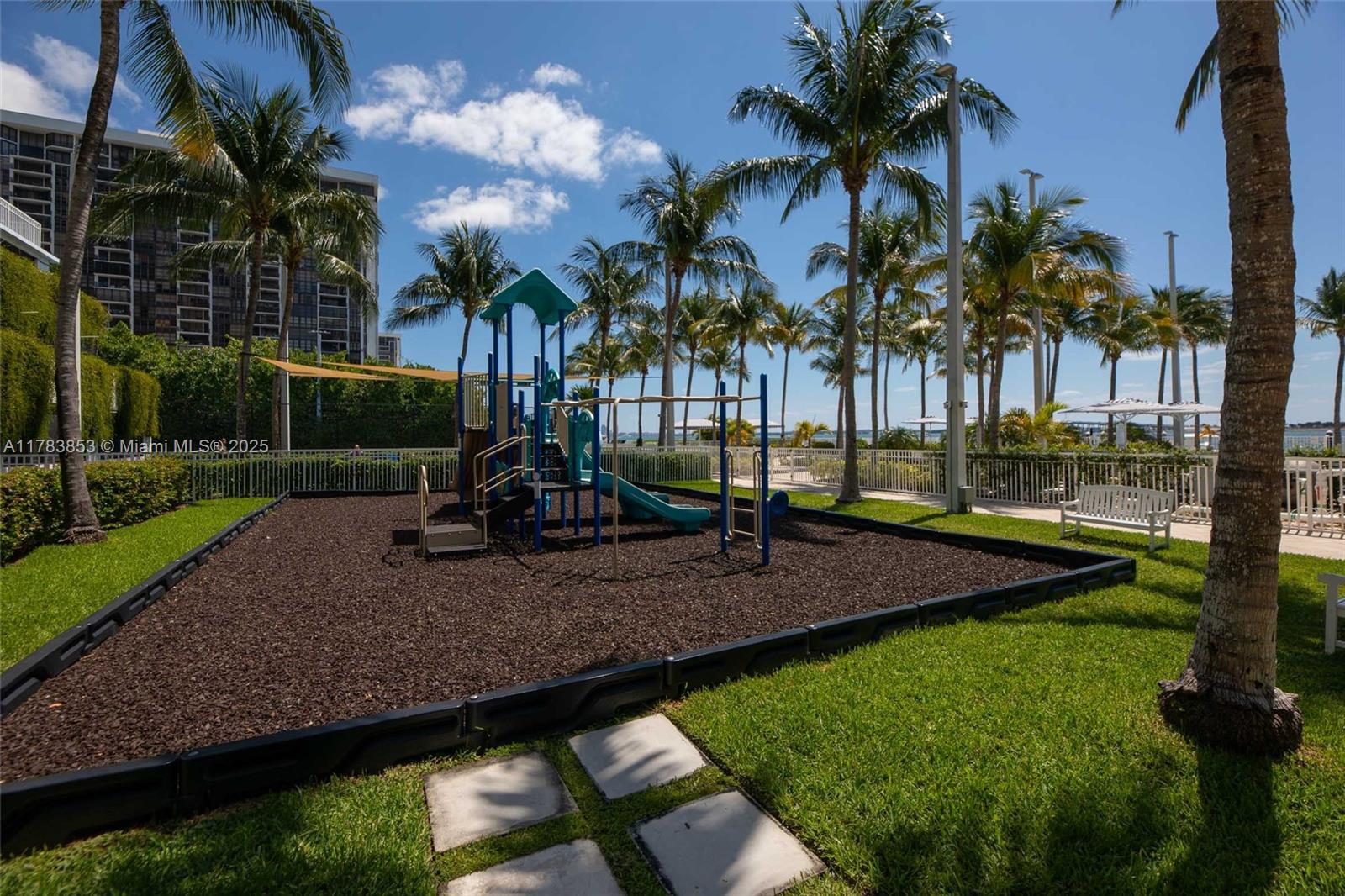 2101 Brickell Ave #2610, Miami FL 33129