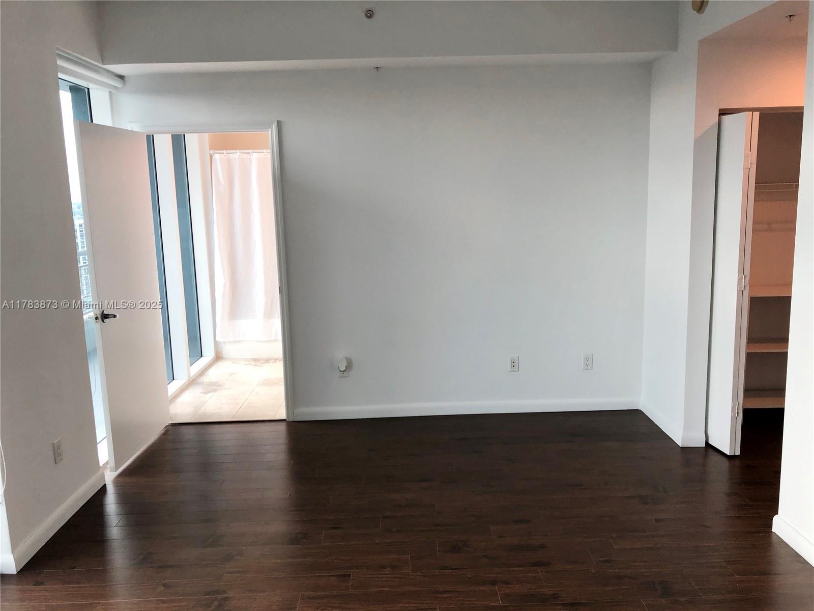 60 SW 13 St #2419, Miami FL 33130
