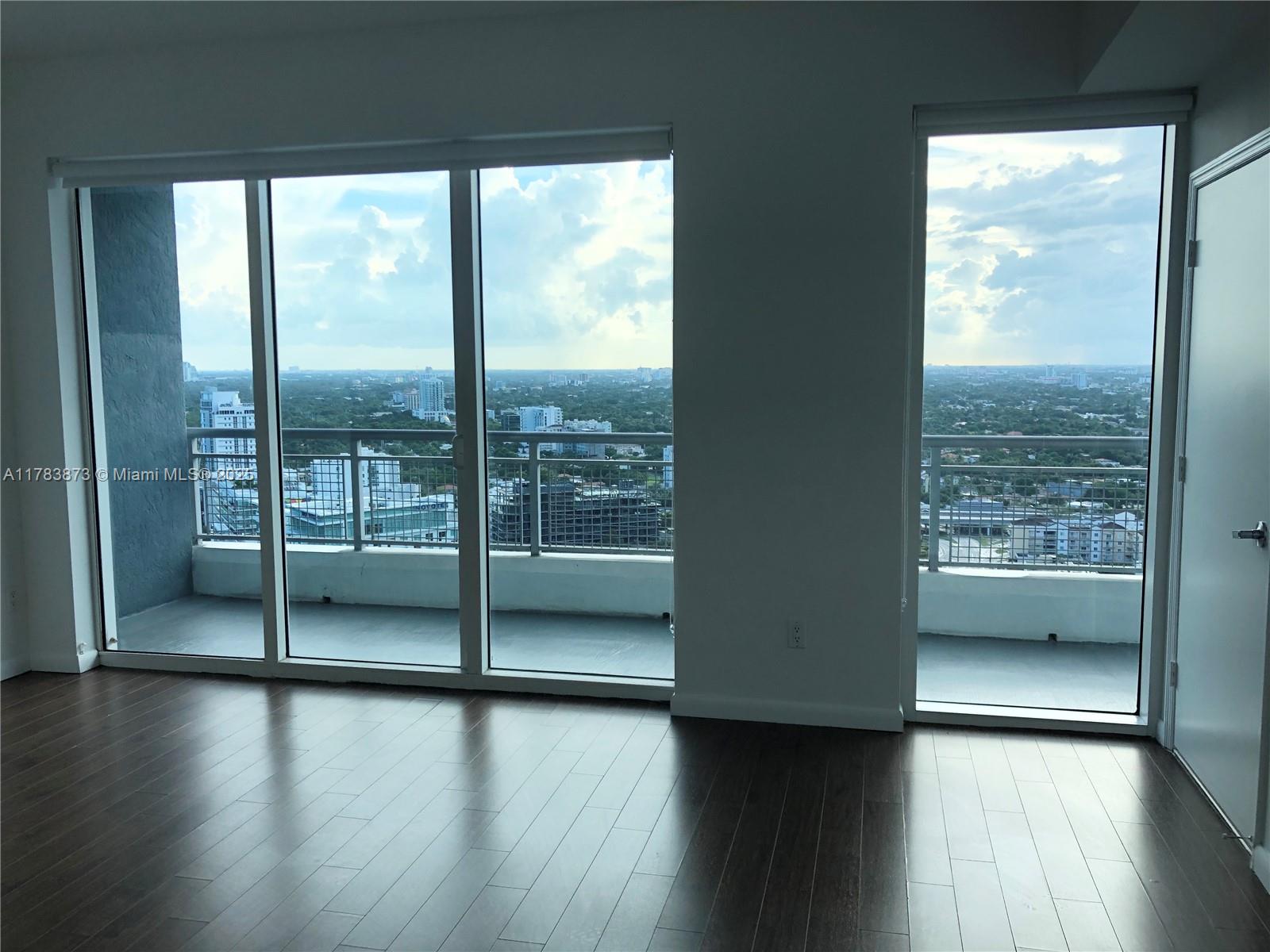 60 SW 13 St #2419, Miami FL 33130