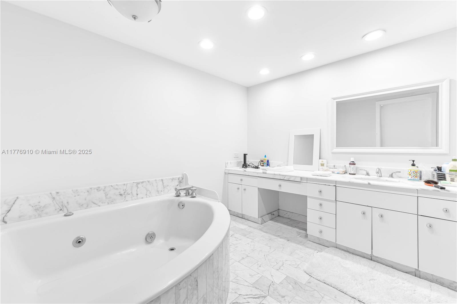 19667 Turnberry Way #3F, Aventura, Florida image 32