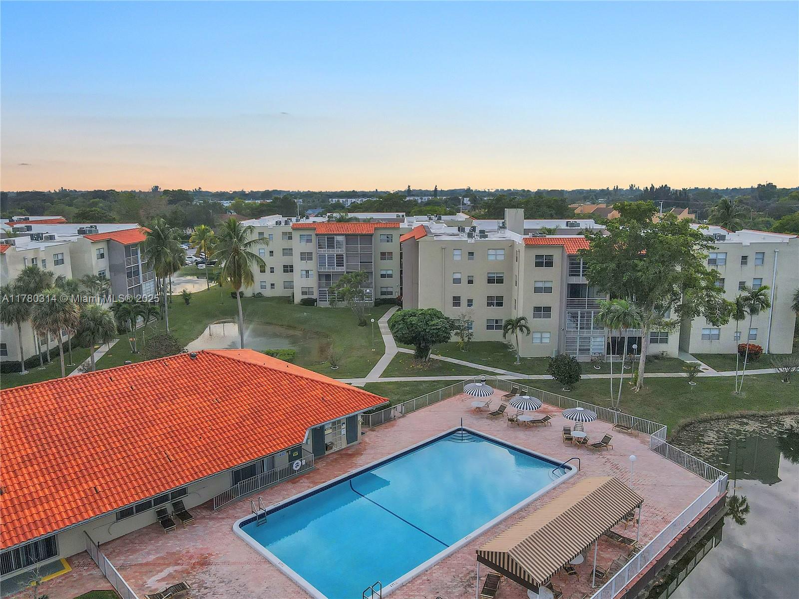 1810 SW 81st Ave #2412, North Lauderdale, Florida image 1
