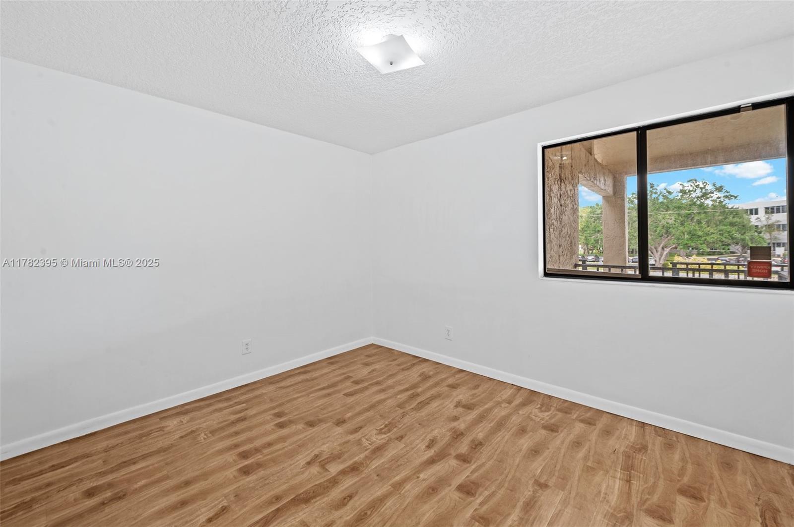 3300 NW 46th St #207, Oakland Park, Florida image 28