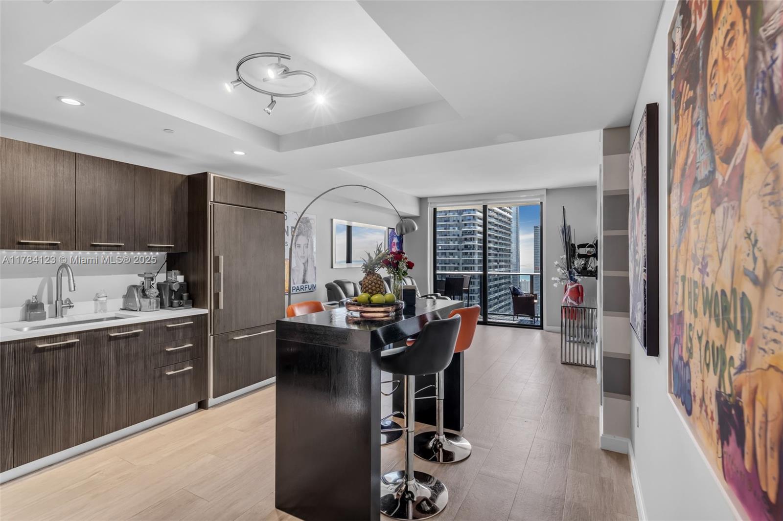 Apartamento à Venda em Miami, FL