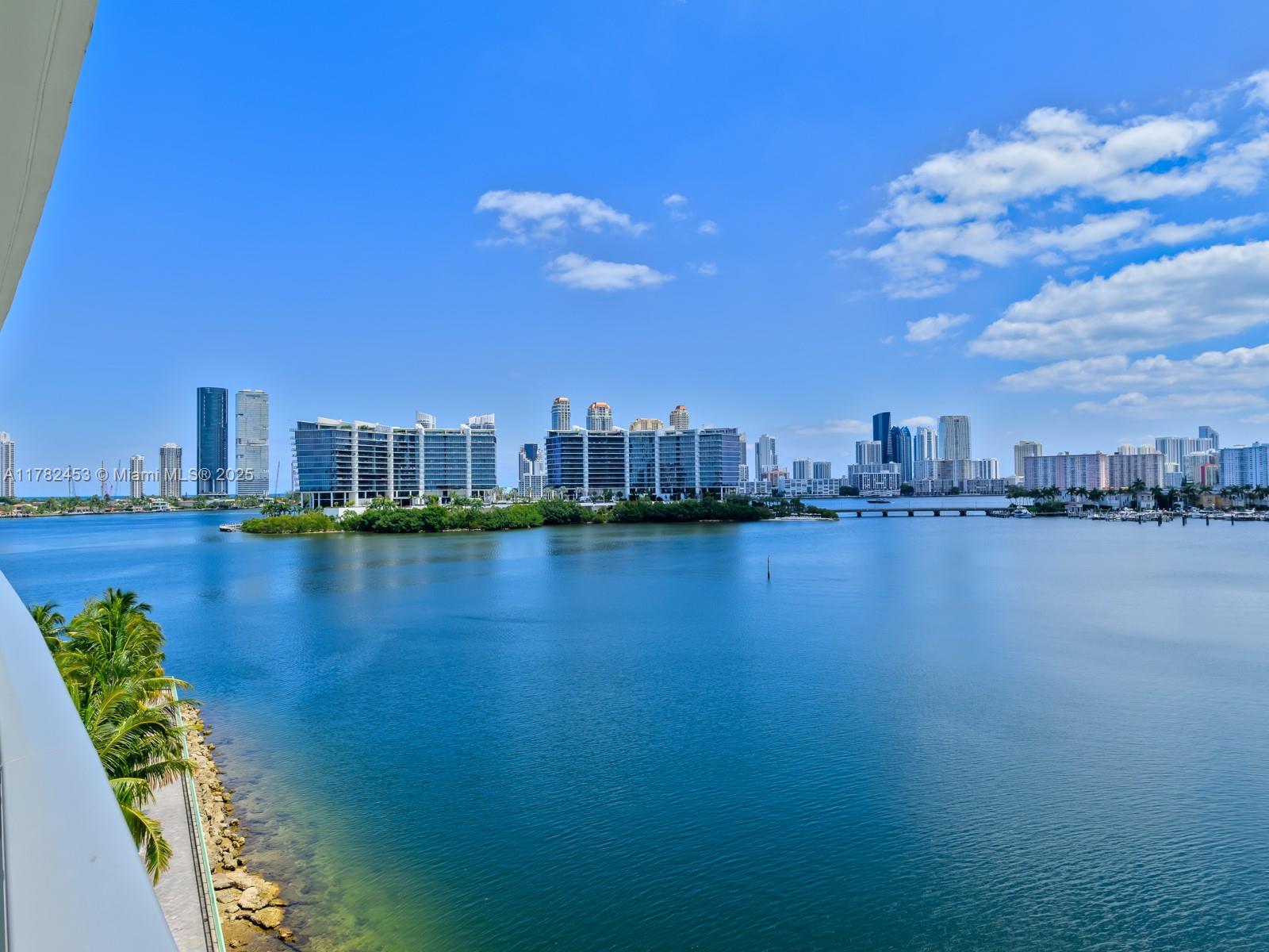 3300 NE 188th St #511, Aventura, Florida image 29