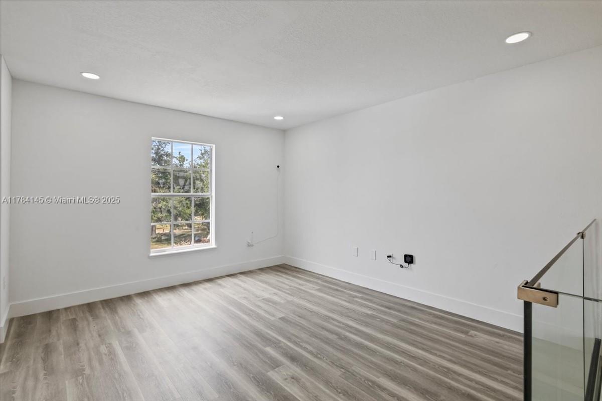 9150 Genesee St, Port Charlotte, Florida image 33
