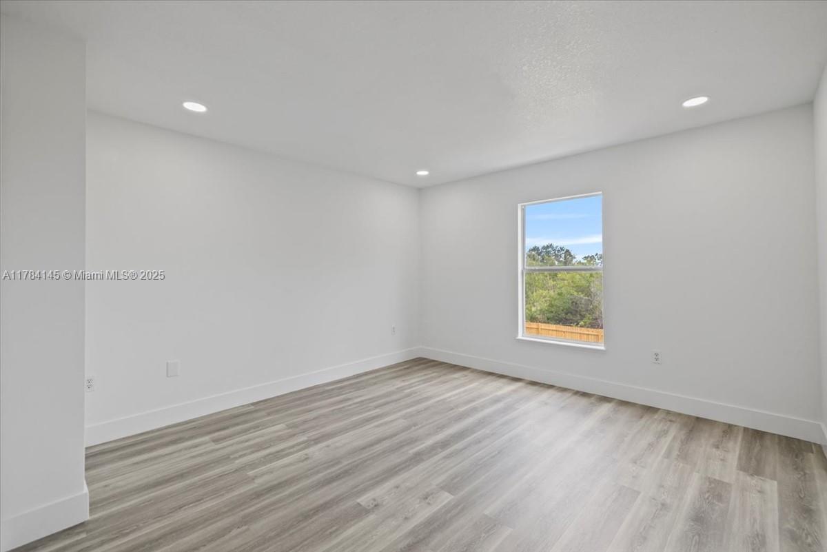 9150 Genesee St, Port Charlotte, Florida image 46