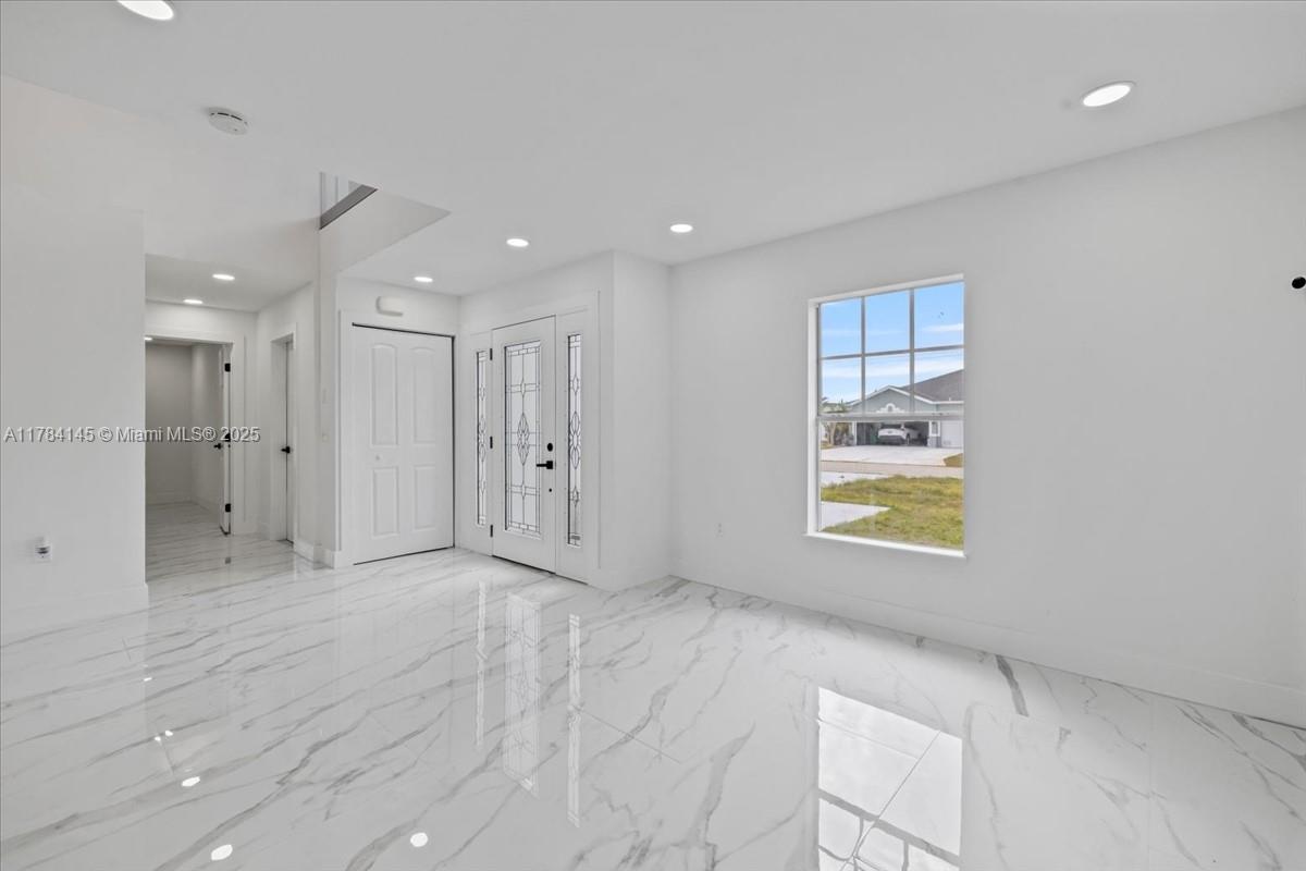 9150 Genesee St, Port Charlotte, Florida image 7