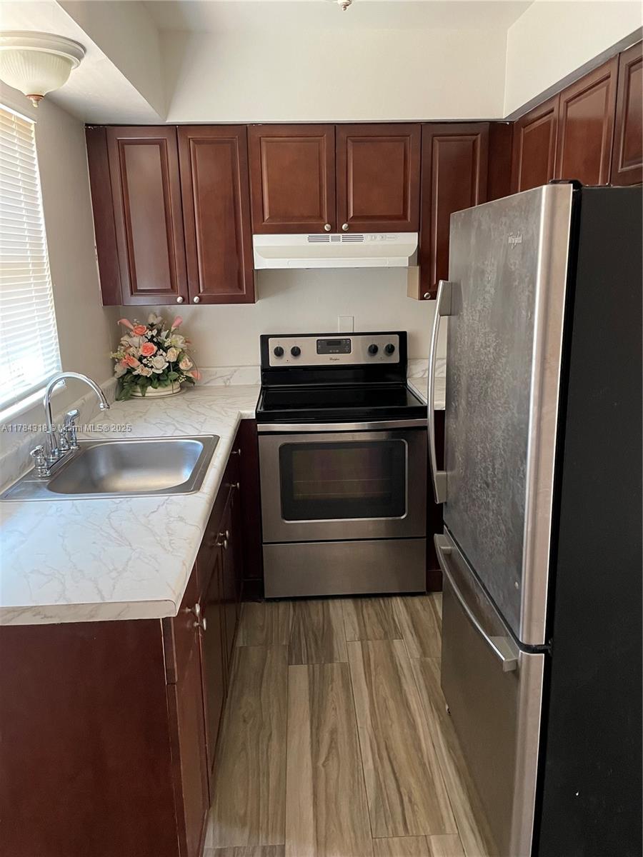 Property photo # 0