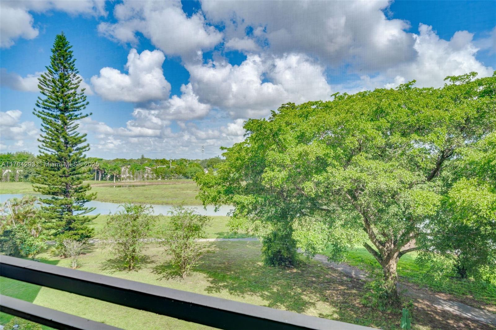 7400 Radice Ct #405, Lauderhill, Florida image 2