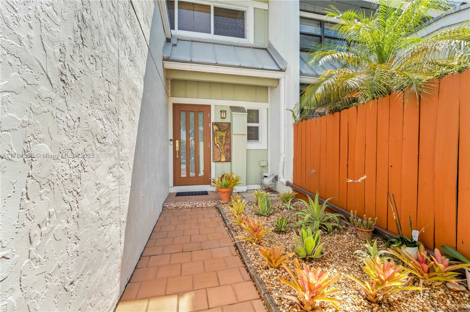 5059 SW 71st Pl, Miami, Florida image 2