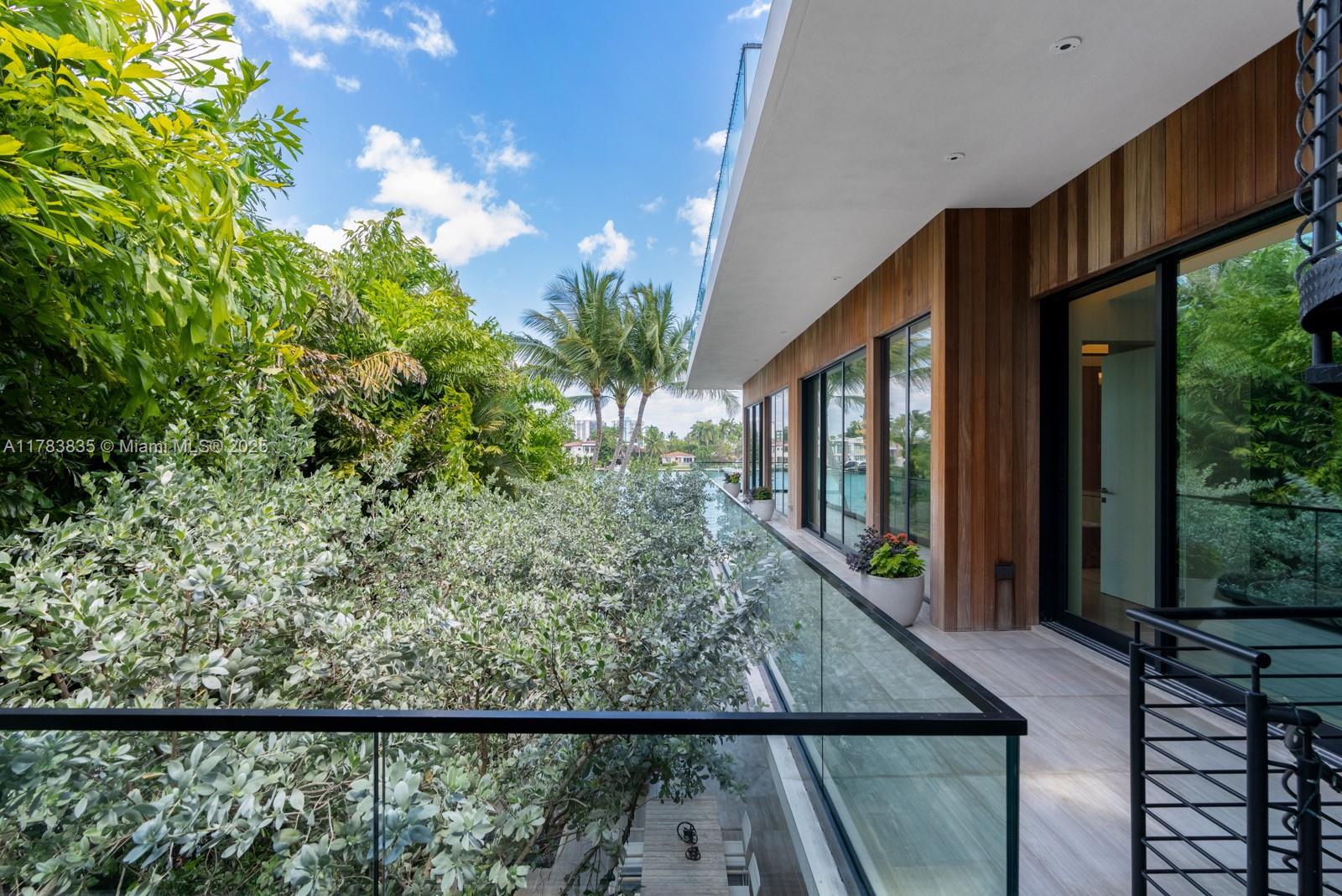 609 E Dilido Dr, Miami Beach, Florida image 28