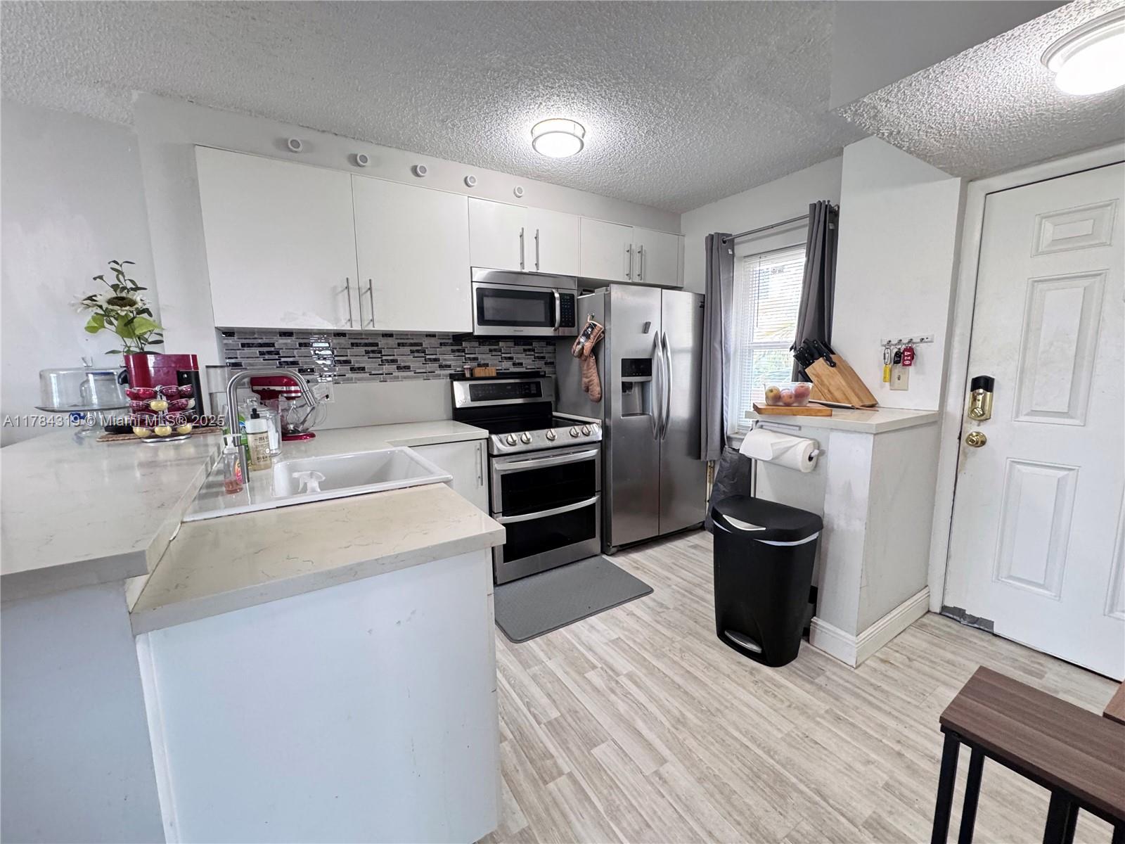 2216 N Cypress Bend Dr 501