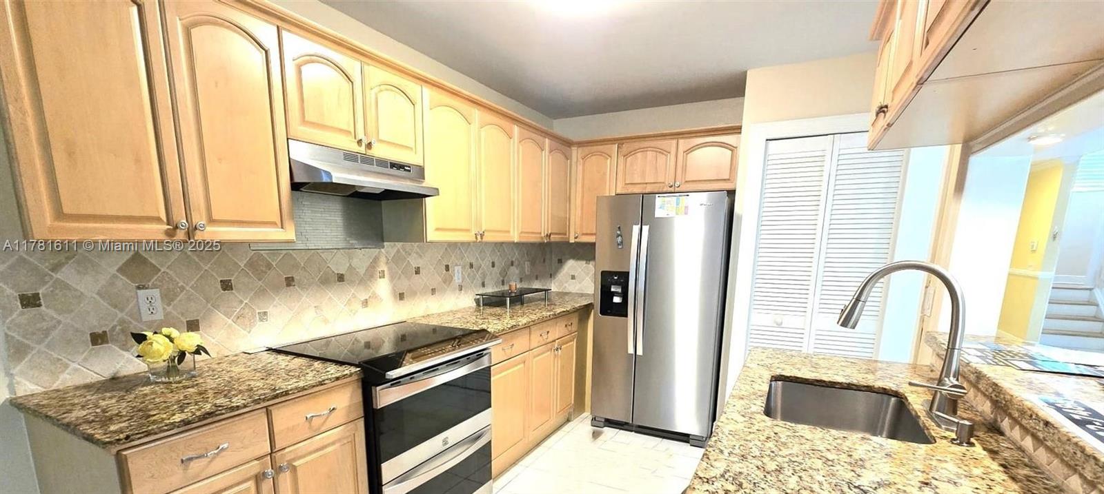 9171 Vineyard Lake Dr, Plantation, Florida image 12