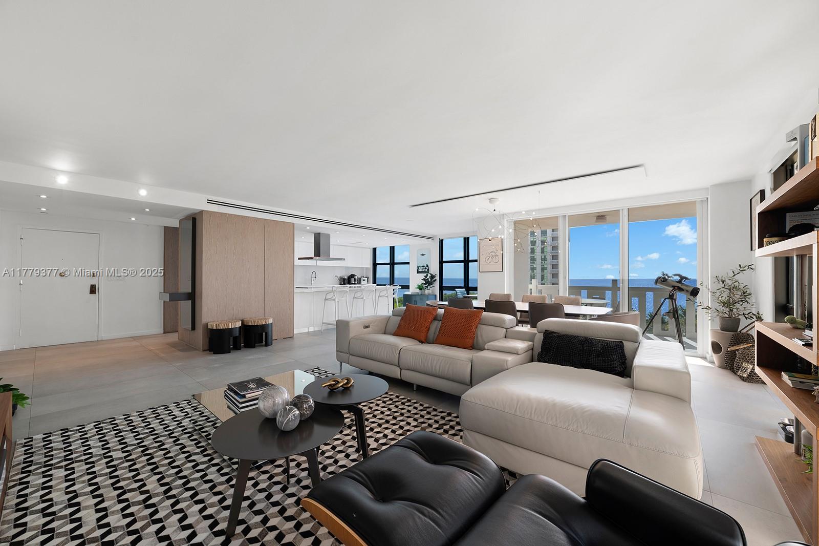 Apartamento en Venta en Key Biscayne, FL