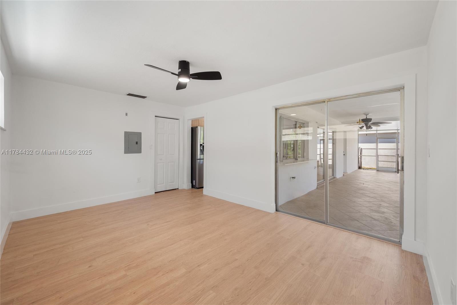 Listing Photo 16