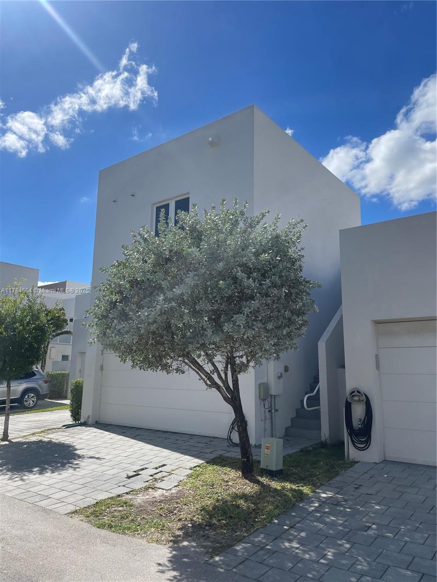 Property photo # 4