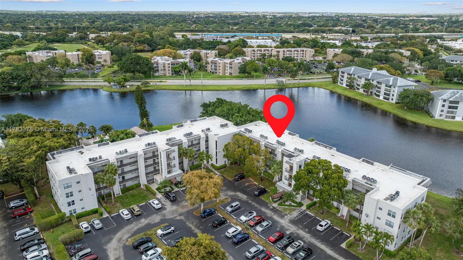 9440 Poinciana Pl #405, Davie, Florida image 3