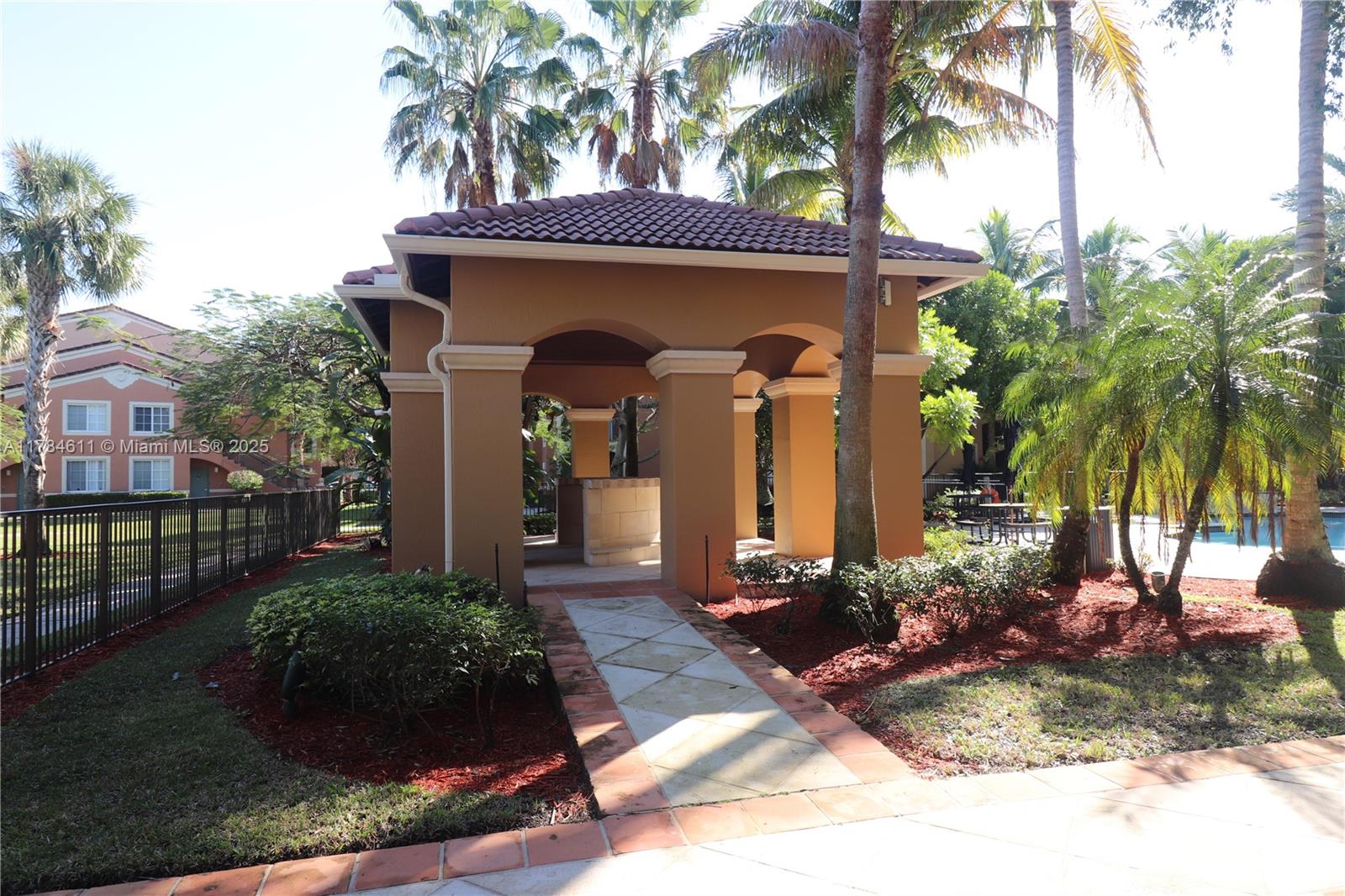 Property photo # 6