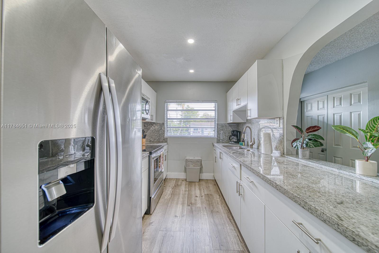 Property photo # 9