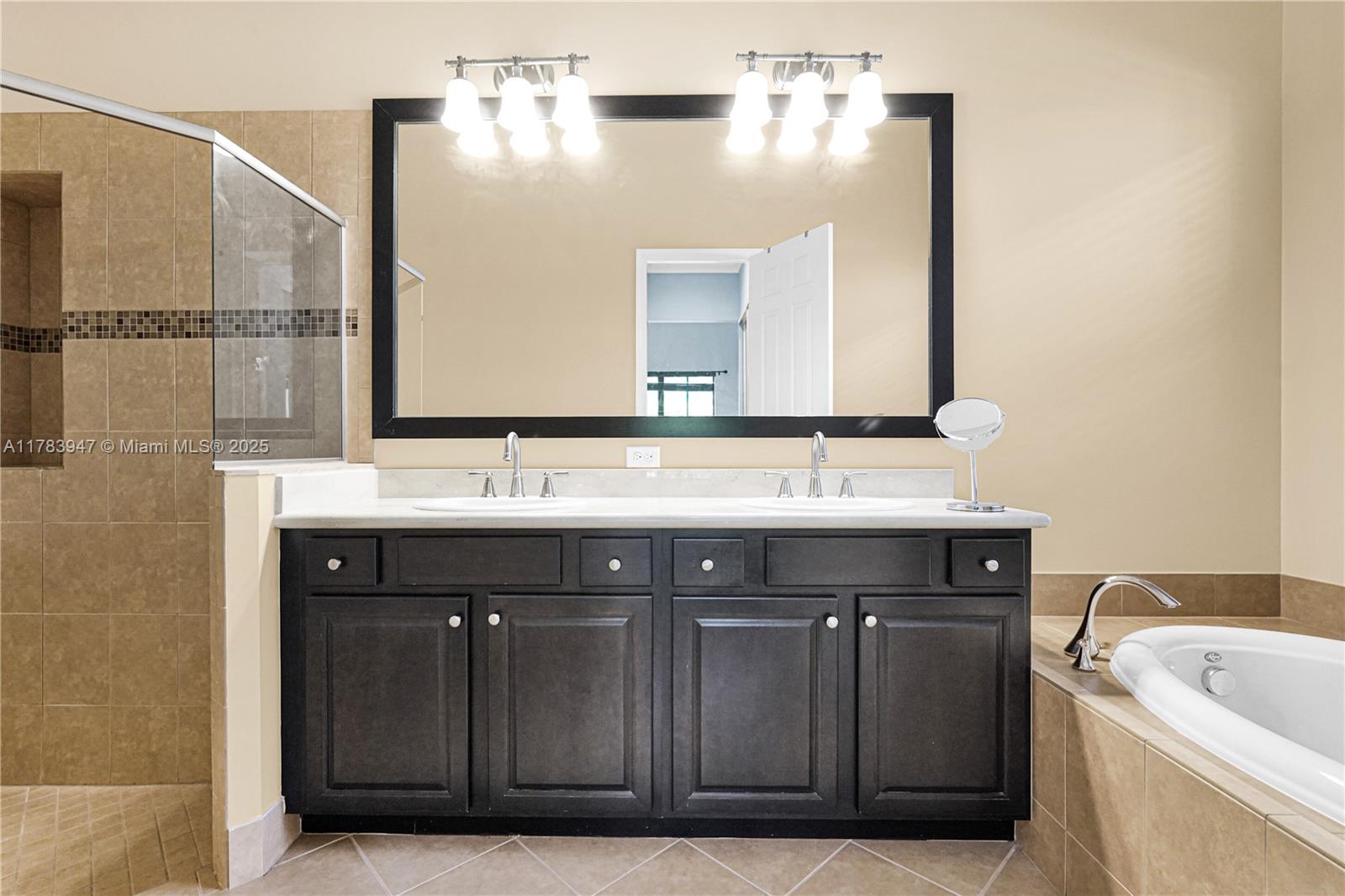 4070 NW 85 Drive, Cooper City, Florida image 14