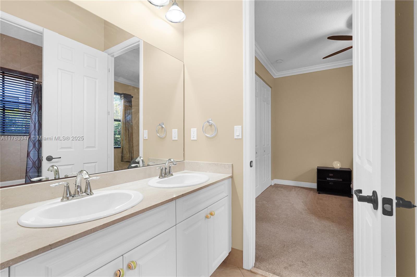 4070 NW 85 Drive, Cooper City, Florida image 18