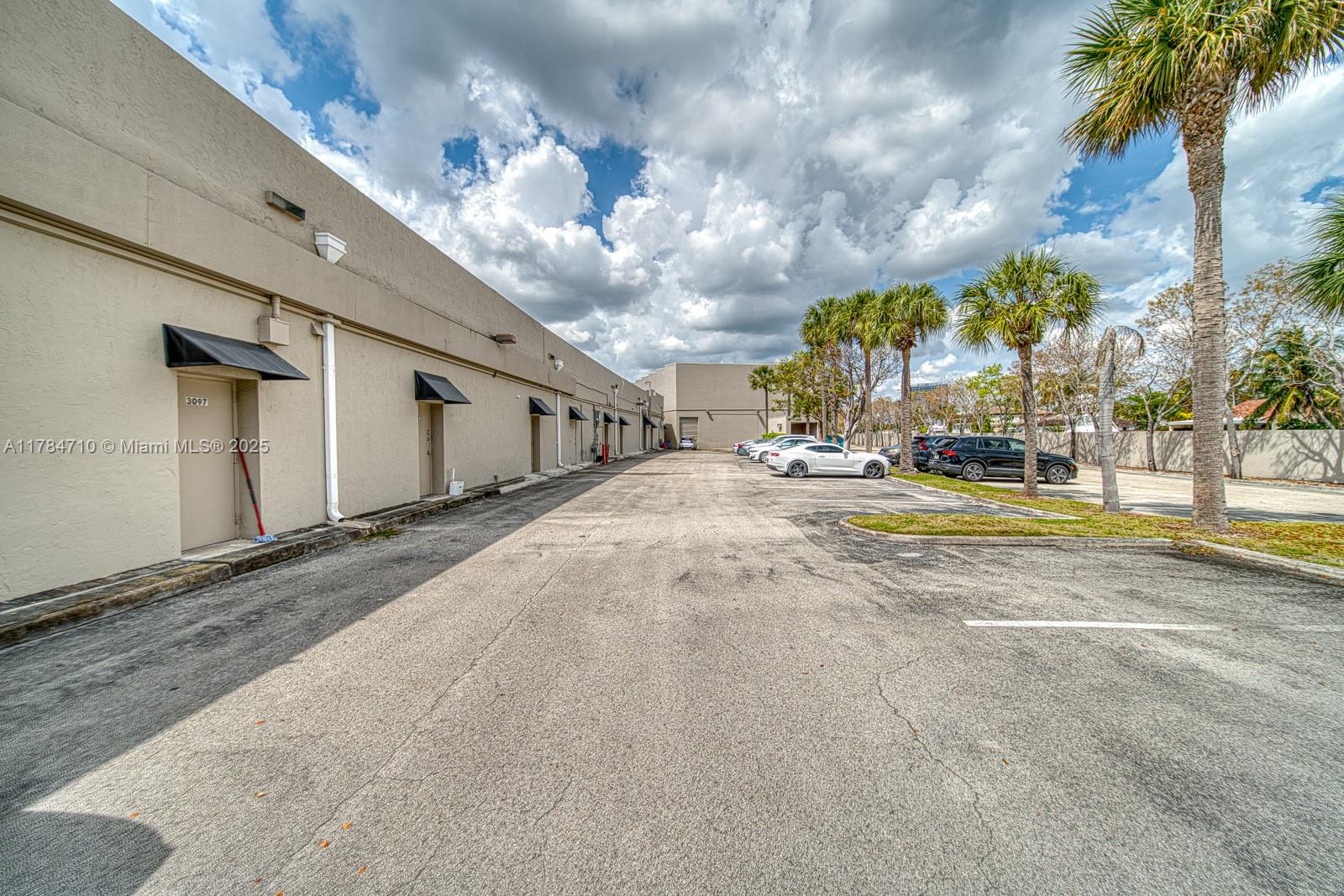Cafe For Sale In North Miami Beach