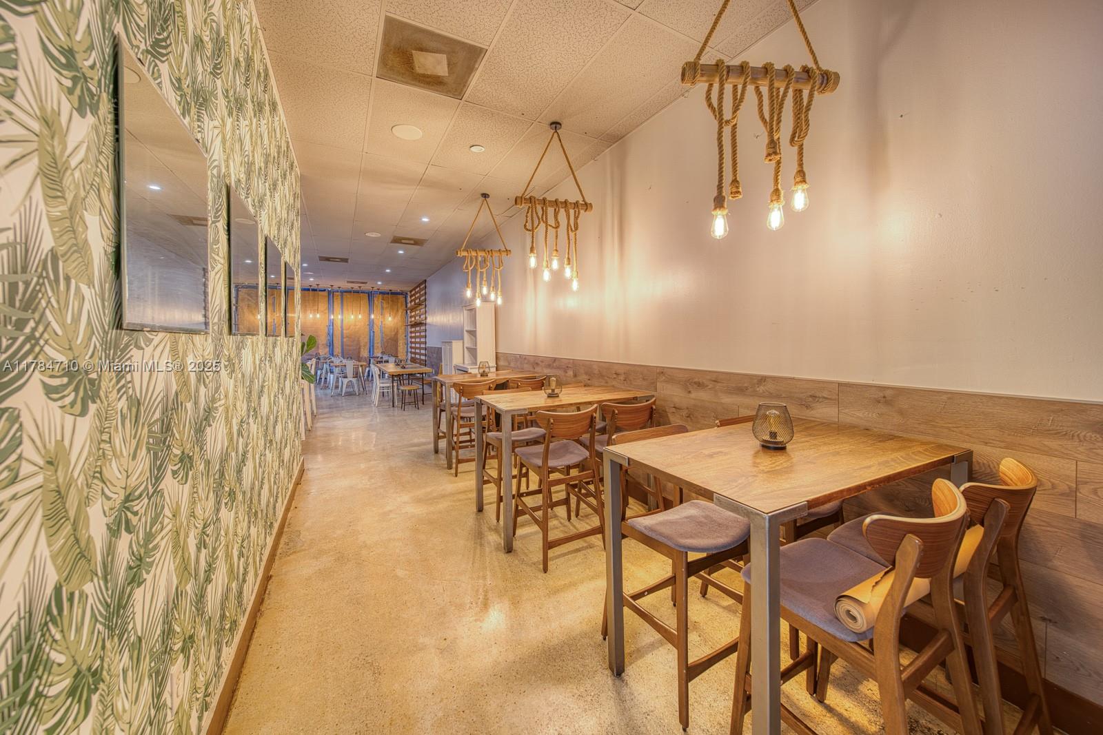 Cafe For Sale In North Miami Beach