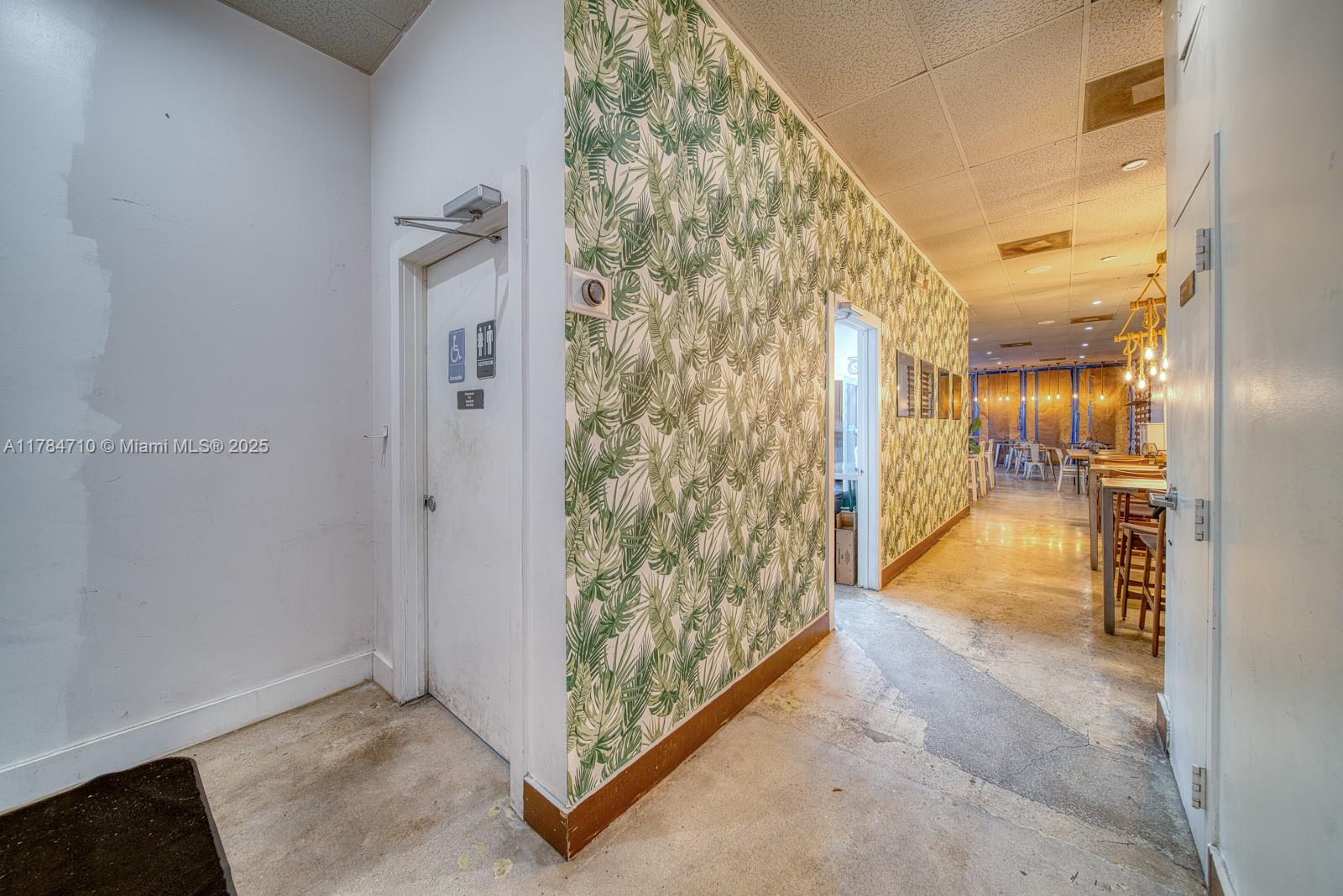 Cafe For Sale In North Miami Beach