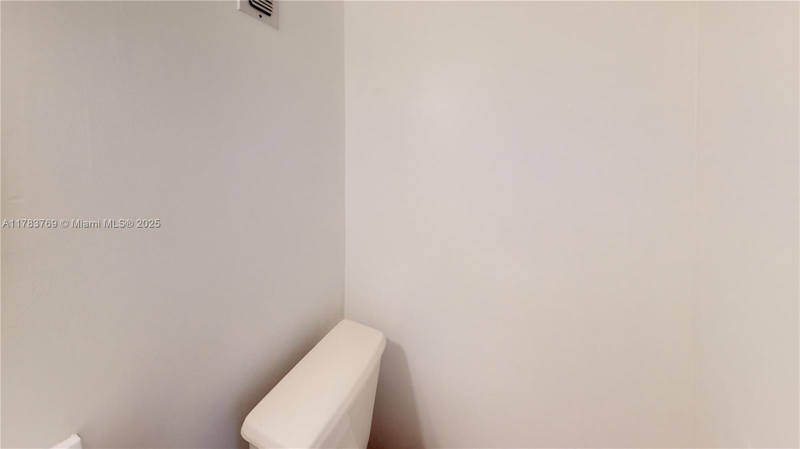3665 NE 167th St #501, North Miami Beach, Florida image 16