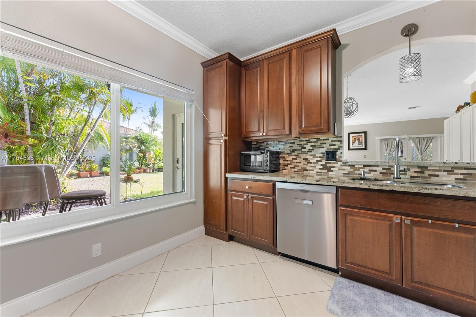 1070 SW 42nd Ter, Deerfield Beach, Florida image 15
