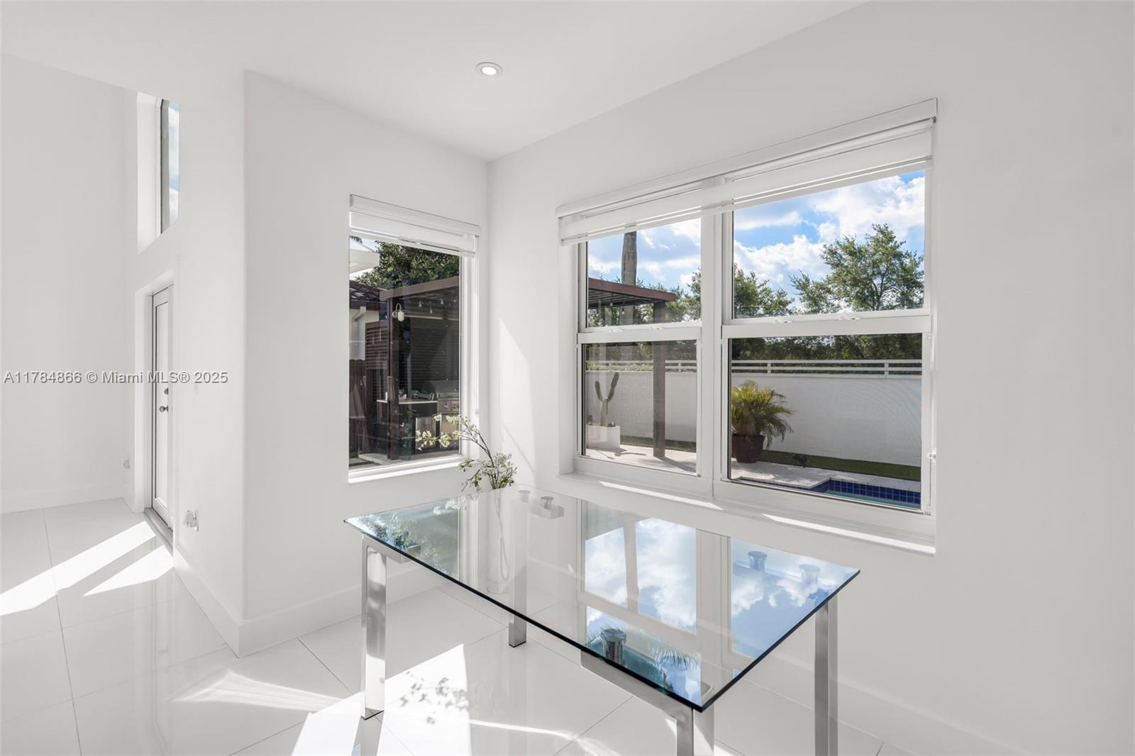 Listing Photo 17