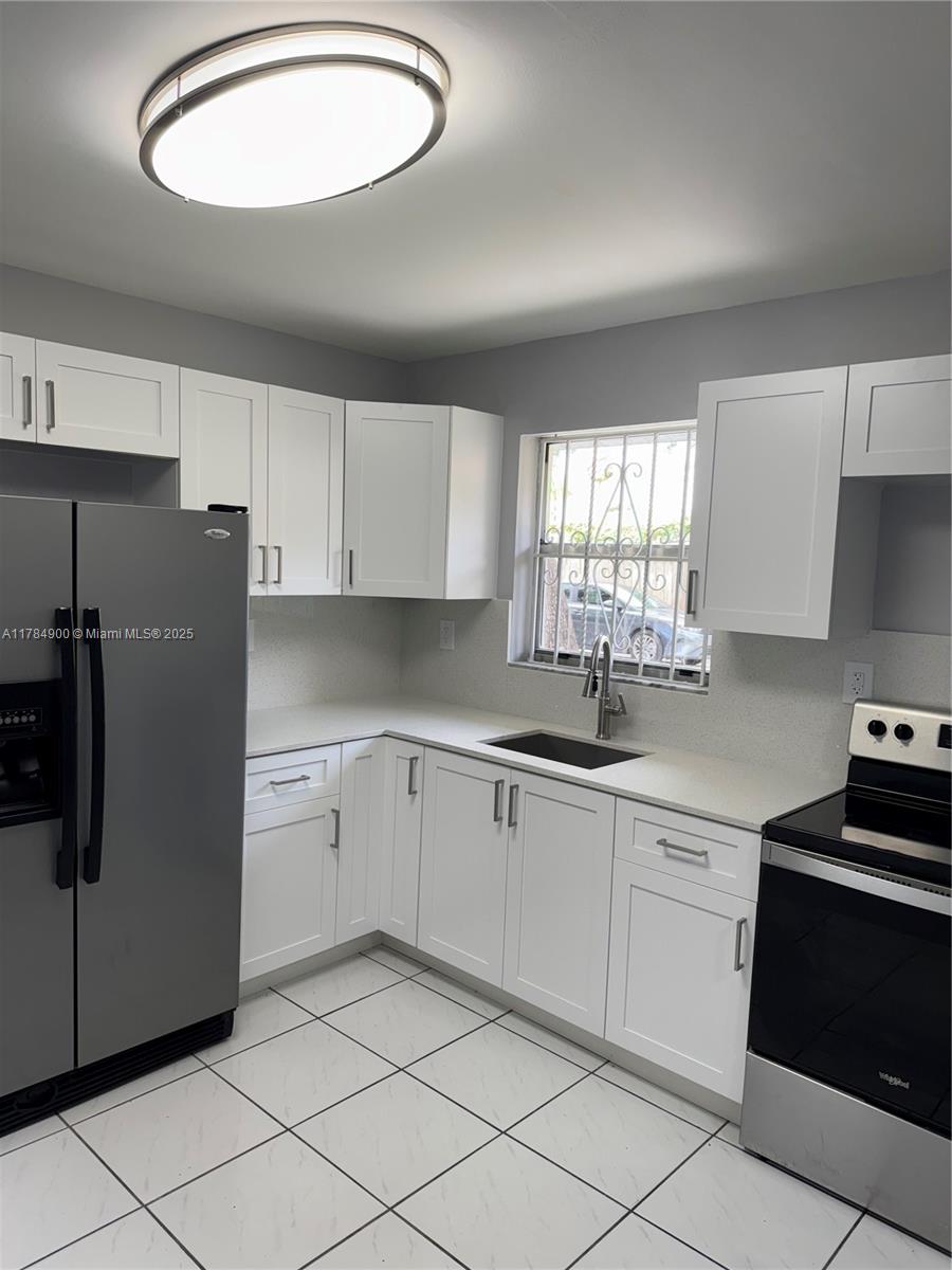 Property photo # 0