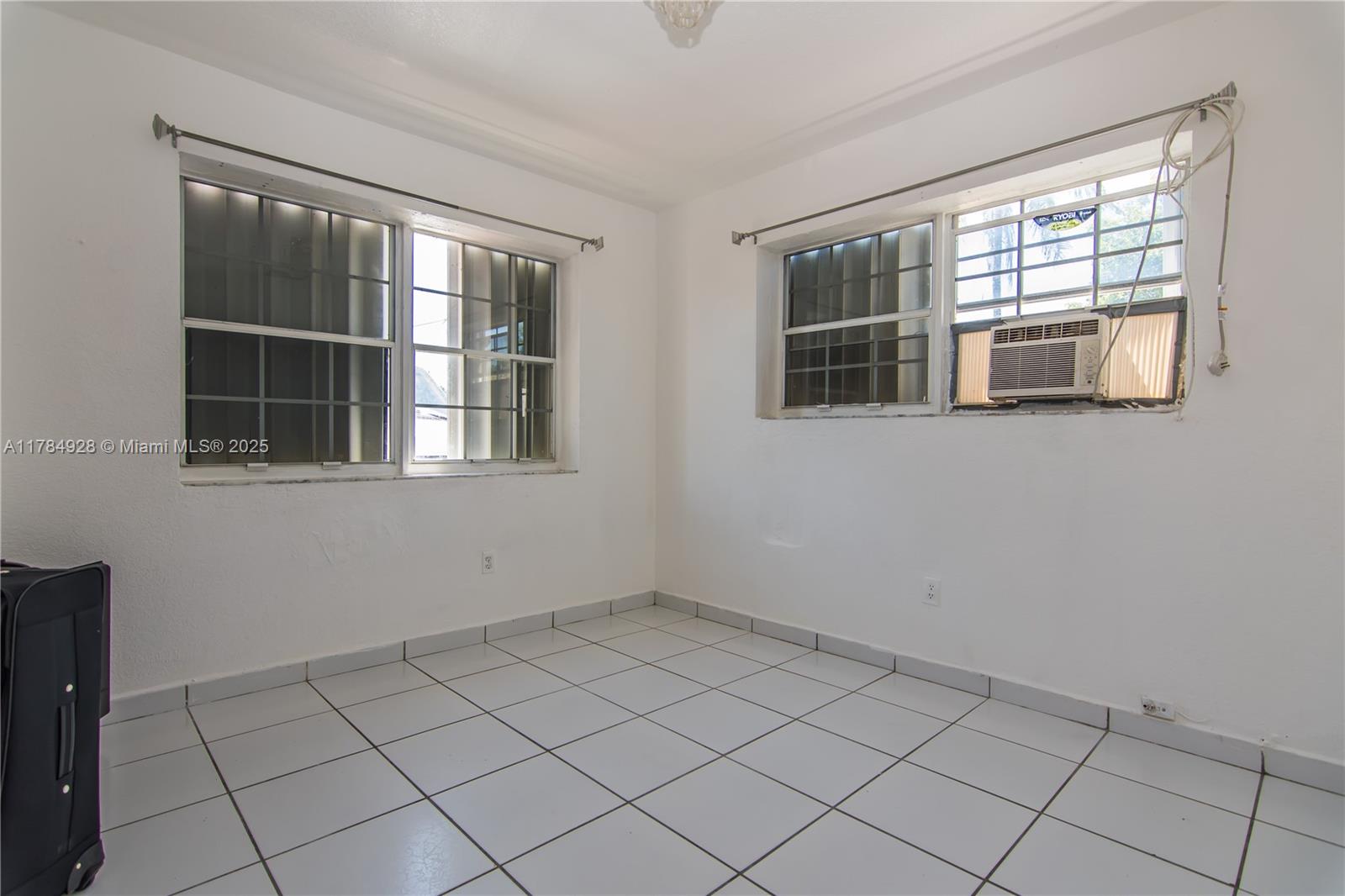 3950 SW 59th Ter, West Park, Florida image 12