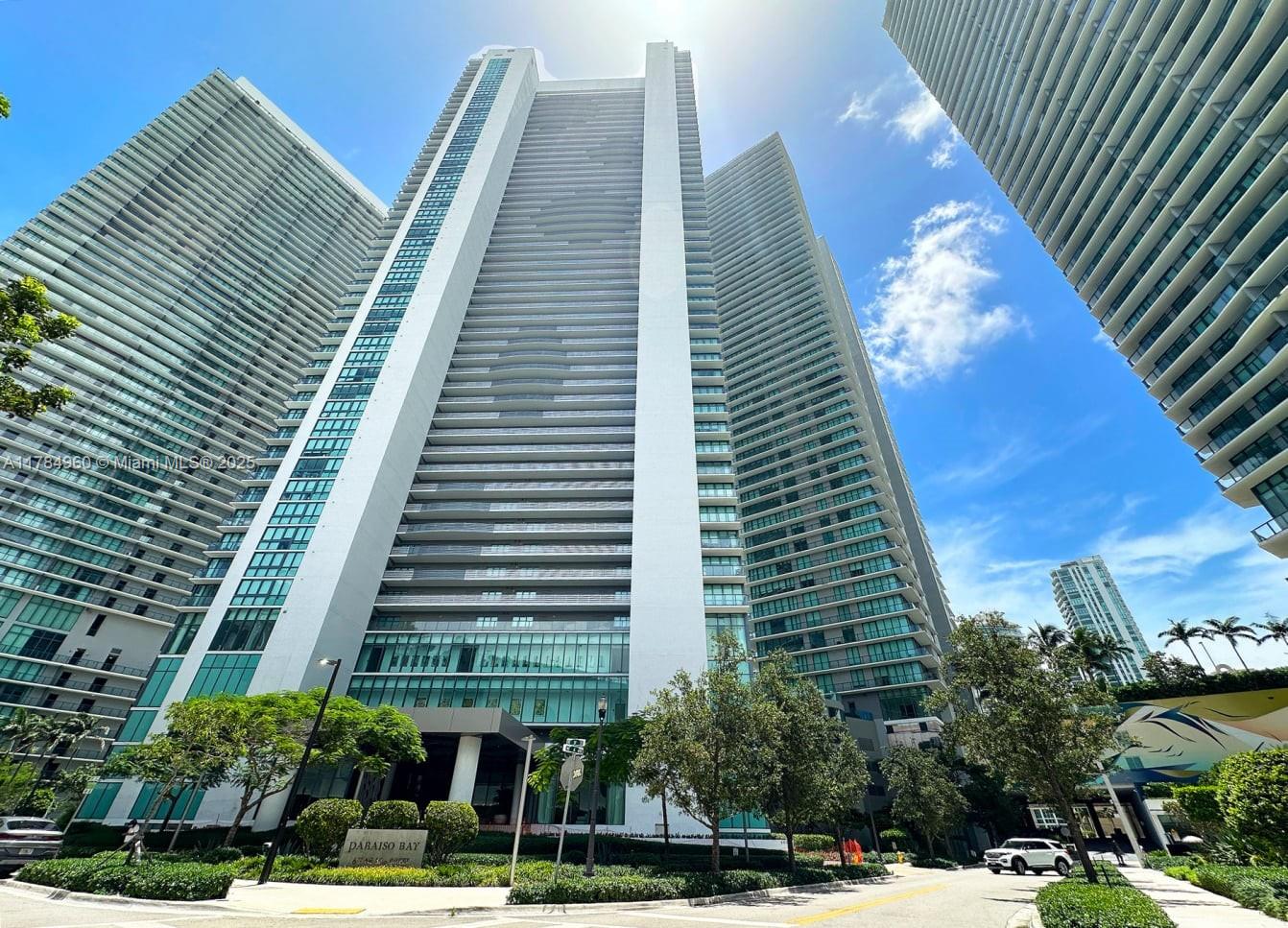 650 NE 32nd St #BH6 For Sale A11784960, FL