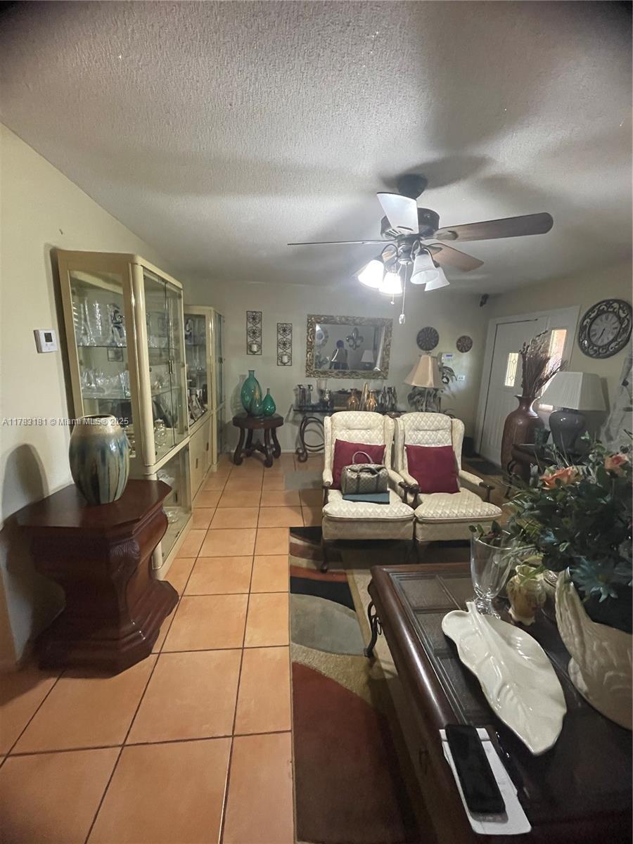 5303 NW 50th Ave, Tamarac, Florida image 13