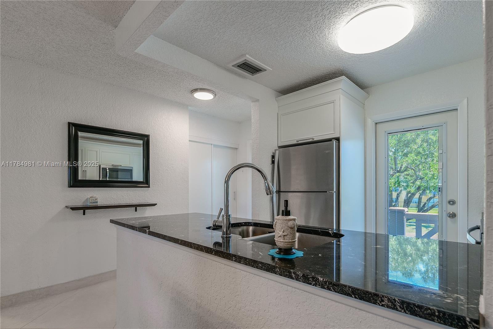 3401 NW 47th Ave #514, Lauderdale Lakes, Florida image 7