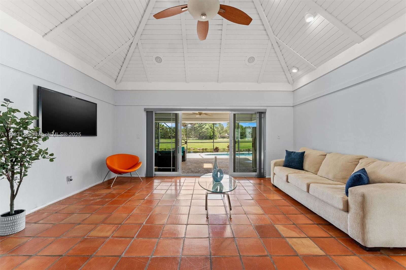 5721 Bayberry Ln, Tamarac, Florida image 5