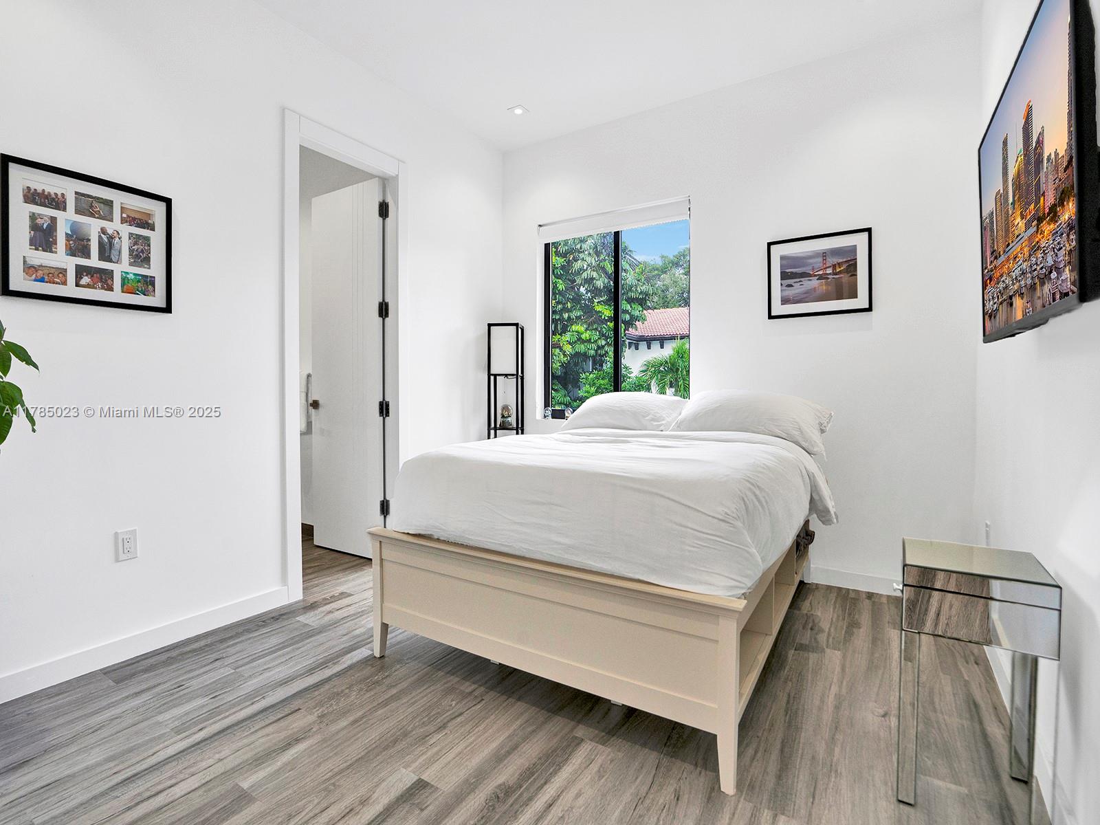 Listing Photo 22
