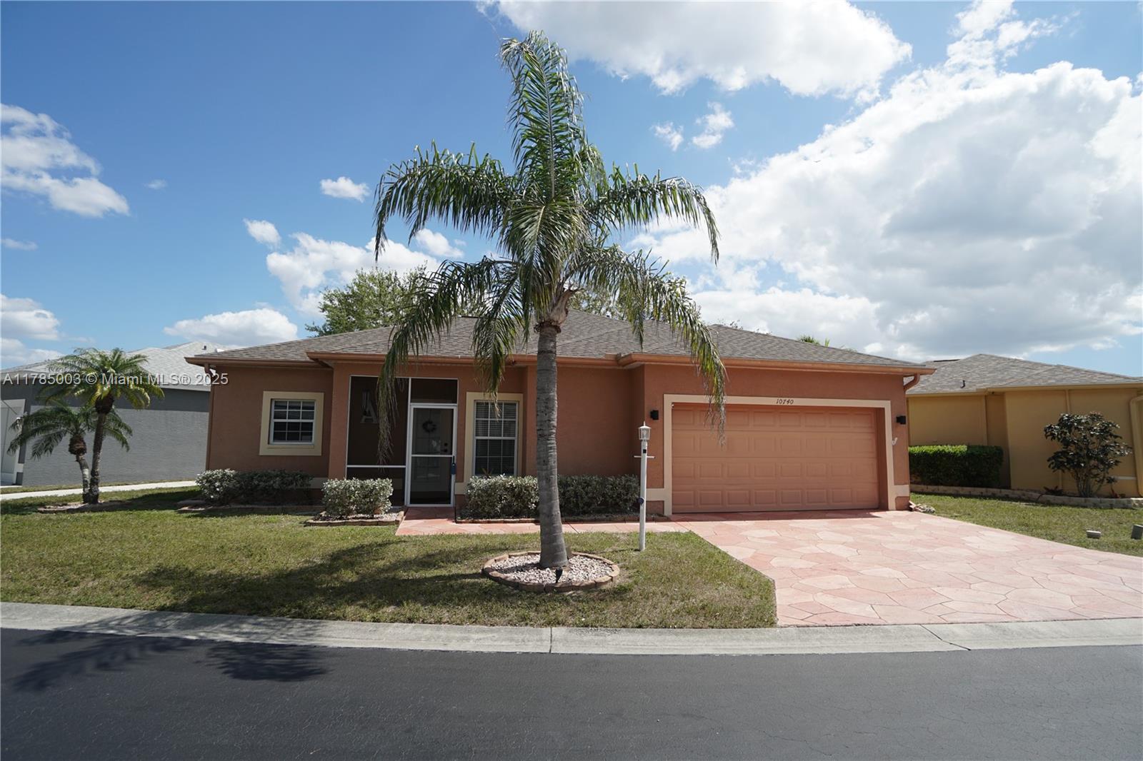 10740 Pearl Bay Cir, Estero, Florida image 1
