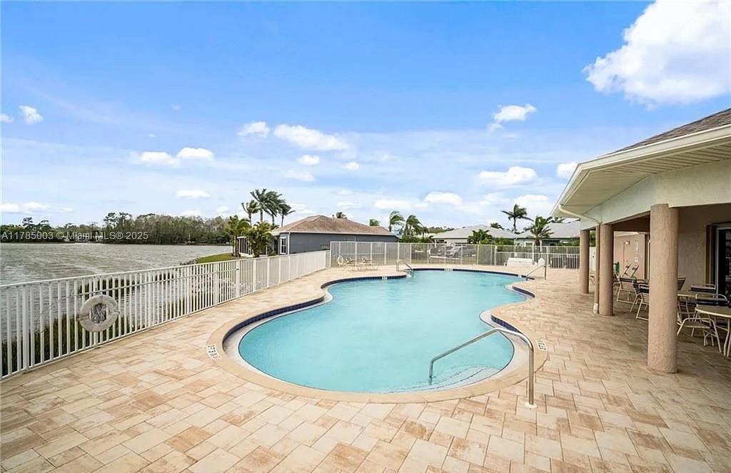 10740 Pearl Bay Cir, Estero, Florida image 42