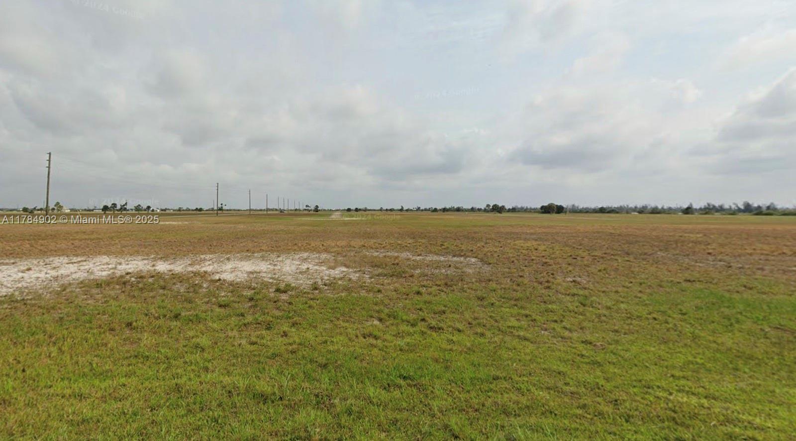 21 Macaw Dr, Port Charlotte, Florida image 1
