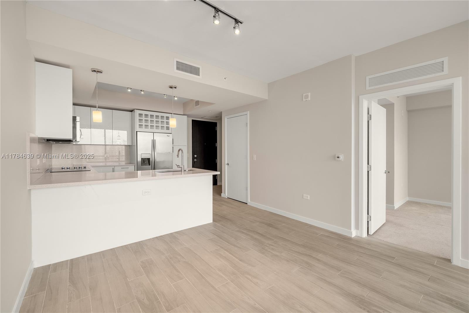 999 SW 1st Ave #3010, Miami FL 33130
