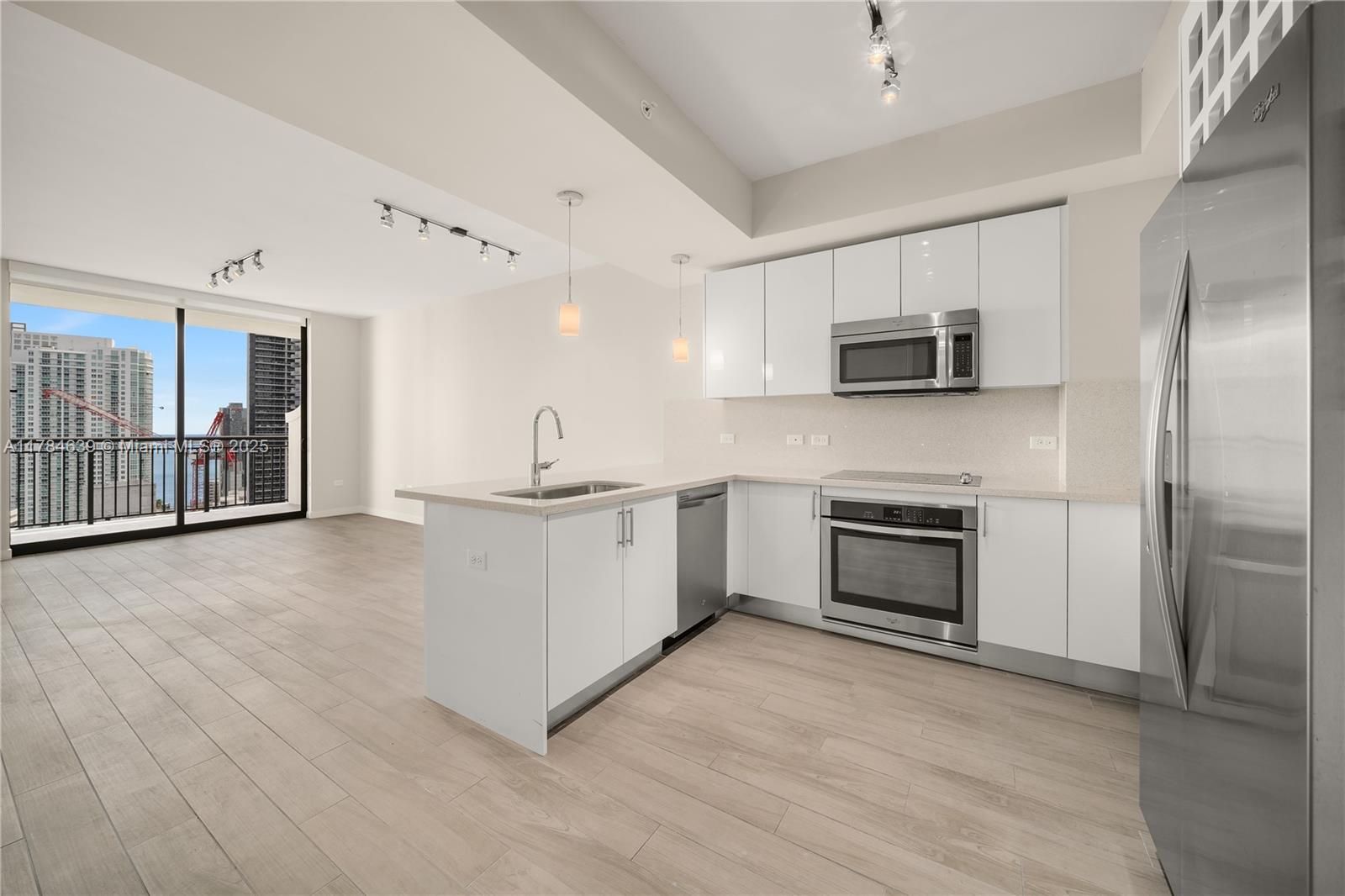 999 SW 1st Ave #3010, Miami FL 33130