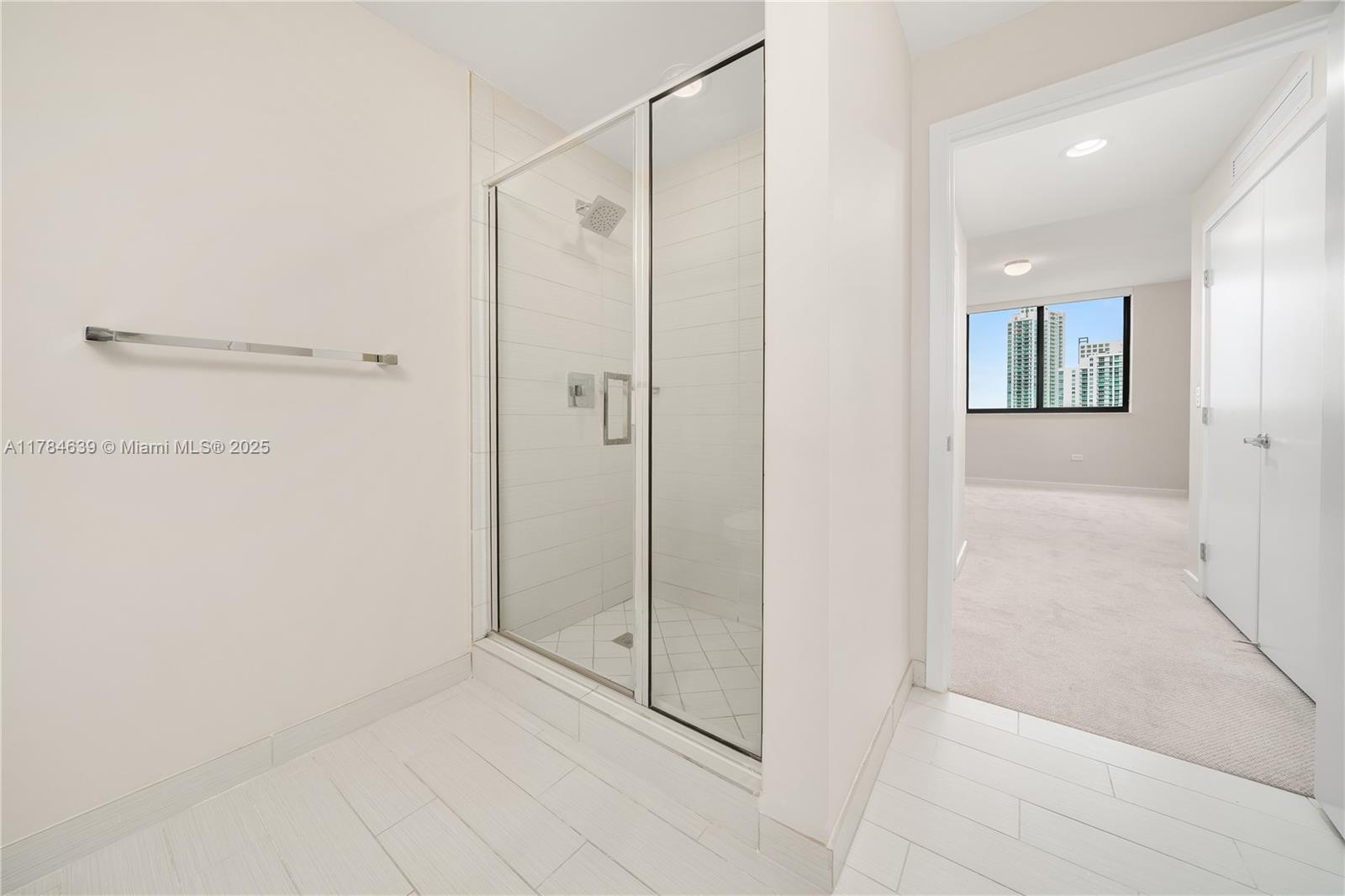 999 SW 1st Ave #3010, Miami FL 33130